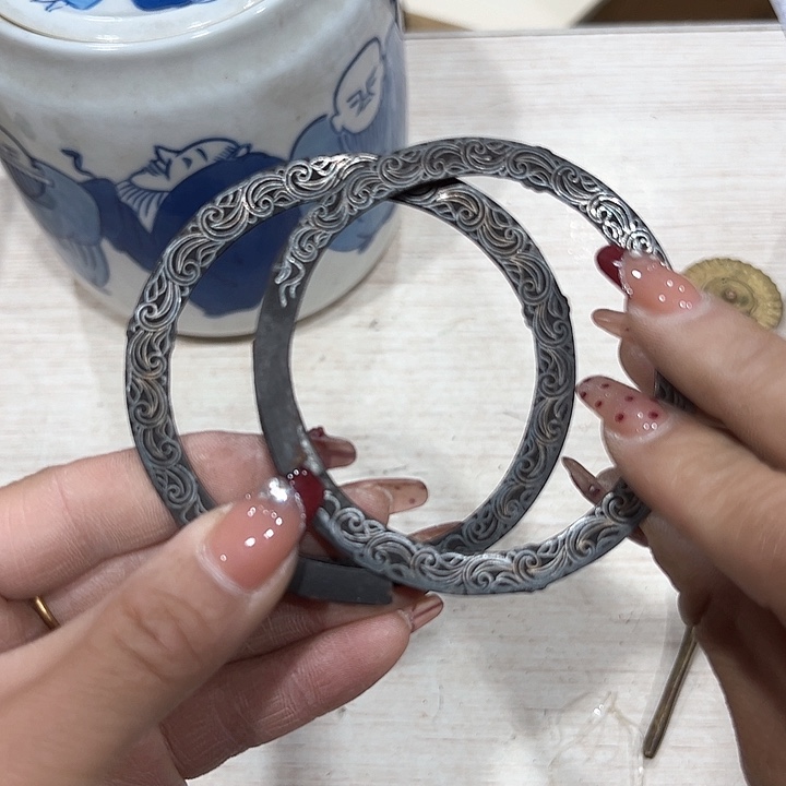 丁*涵新亿阁中古杂项无售后