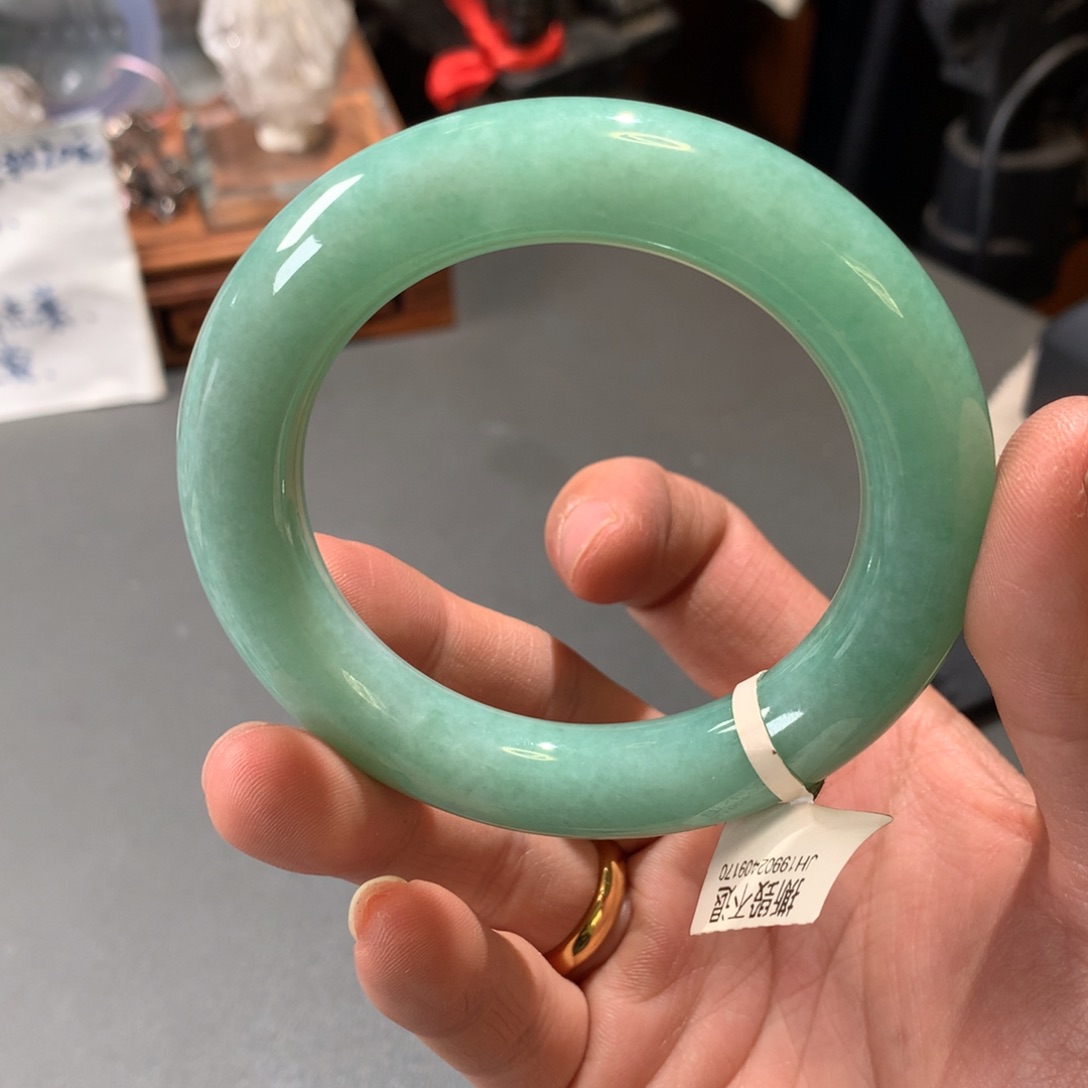 翡翠手镯未镶嵌55圆条