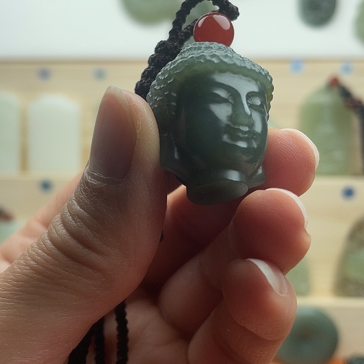 纯手工雕立体佛头吊坠