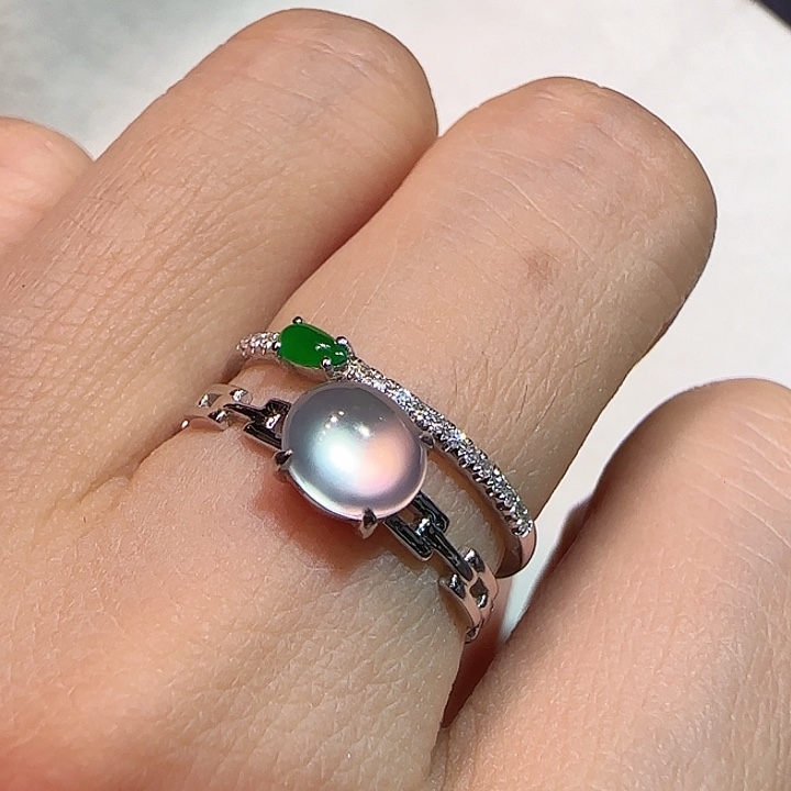 翡翠戒指18K金镶嵌戒指