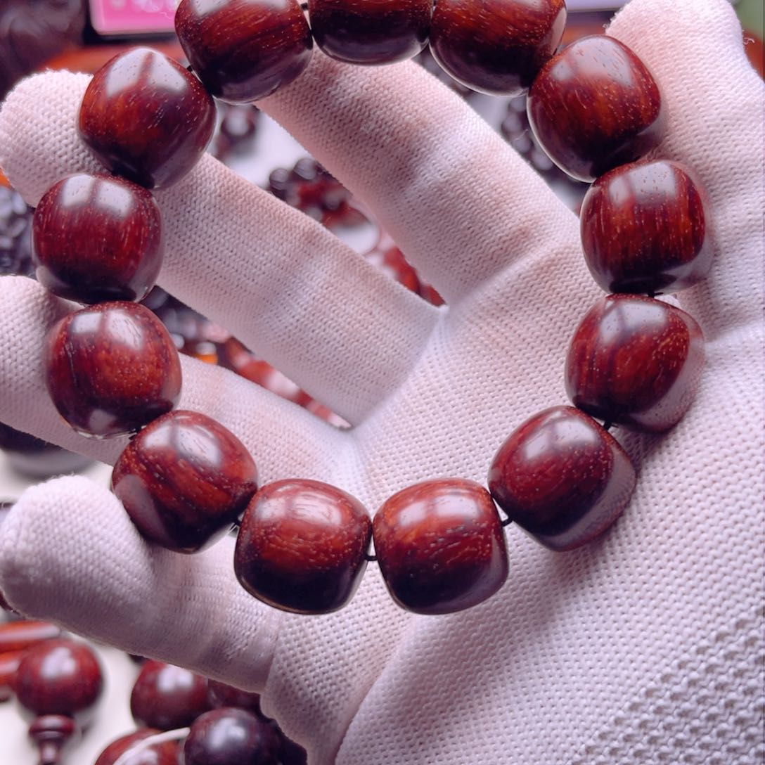 檀香紫檀（小叶紫檀）?****包印度小叶紫檀老料精挑1.8。