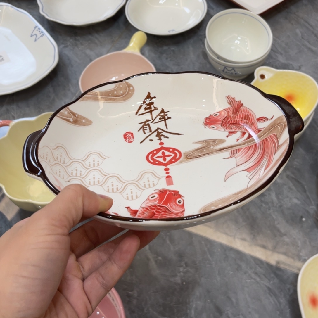 陶瓷微瑕餐具介意勿拍，满18飞！