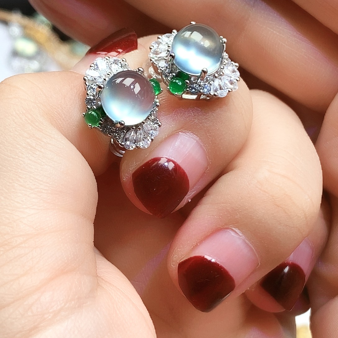 苍***学蛇纹石玉银S925镶嵌耳坠