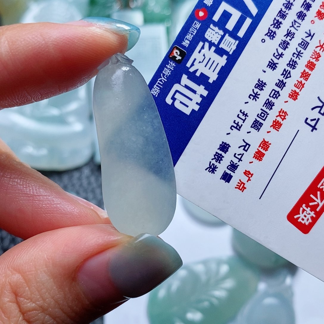 定制翡翠未镶嵌毛货付款后确认抛光