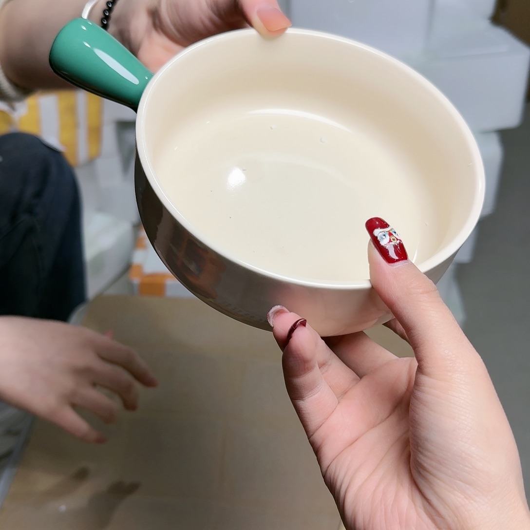 瓷片微瑕，好看陶瓷产品