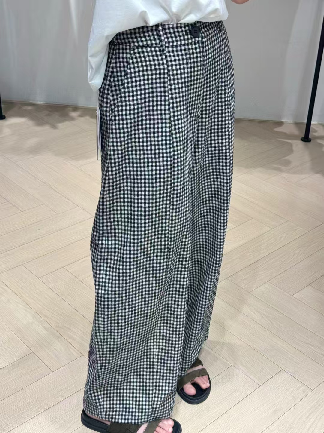 断码福利No退换 棉麻细黑米格子裤宽松九分弯刀休闲裤女