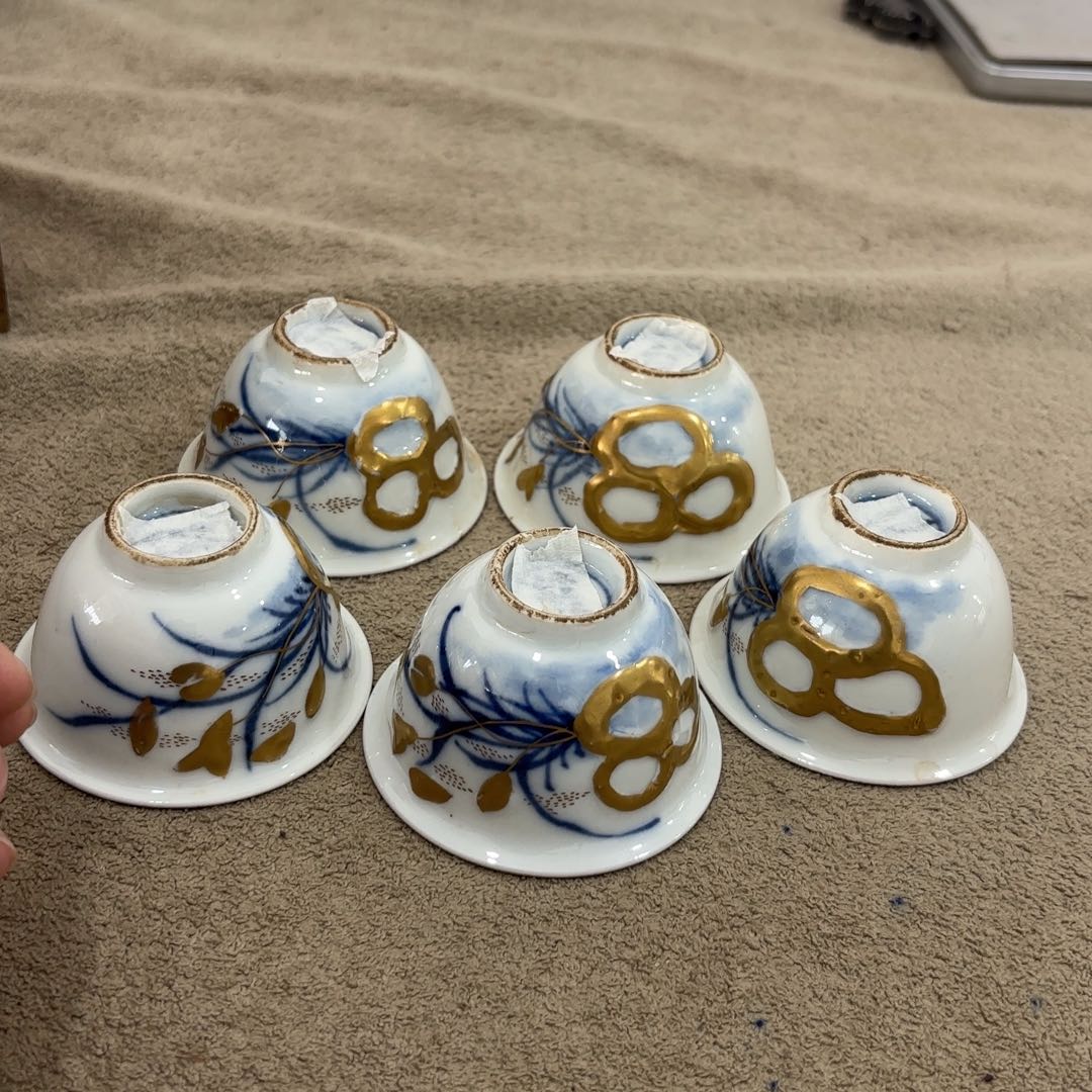 瓷片非常好看漂亮的物品 
