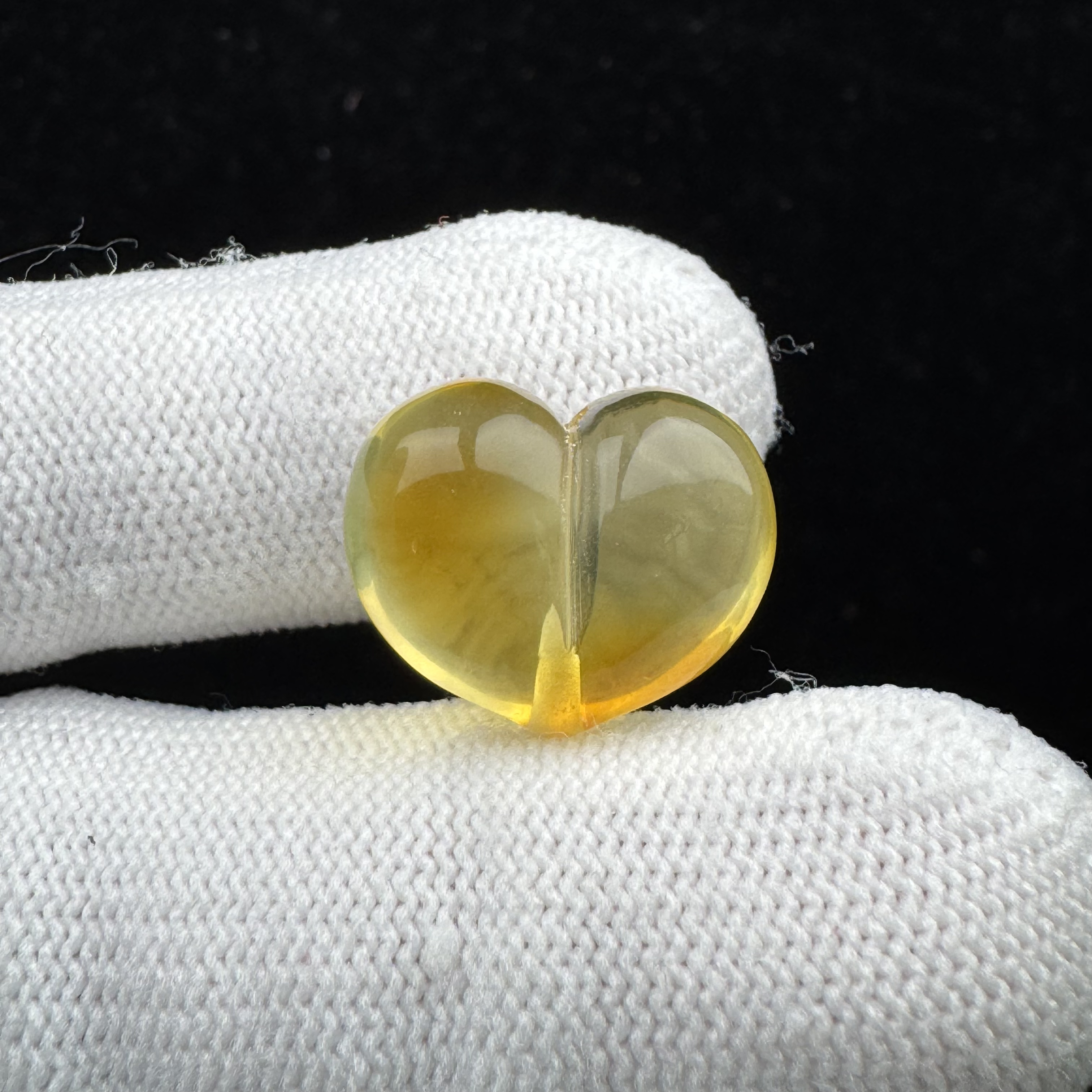 M5537天然蜜蜡爱心 18.3*14.9mm支持鉴定 假一罚四