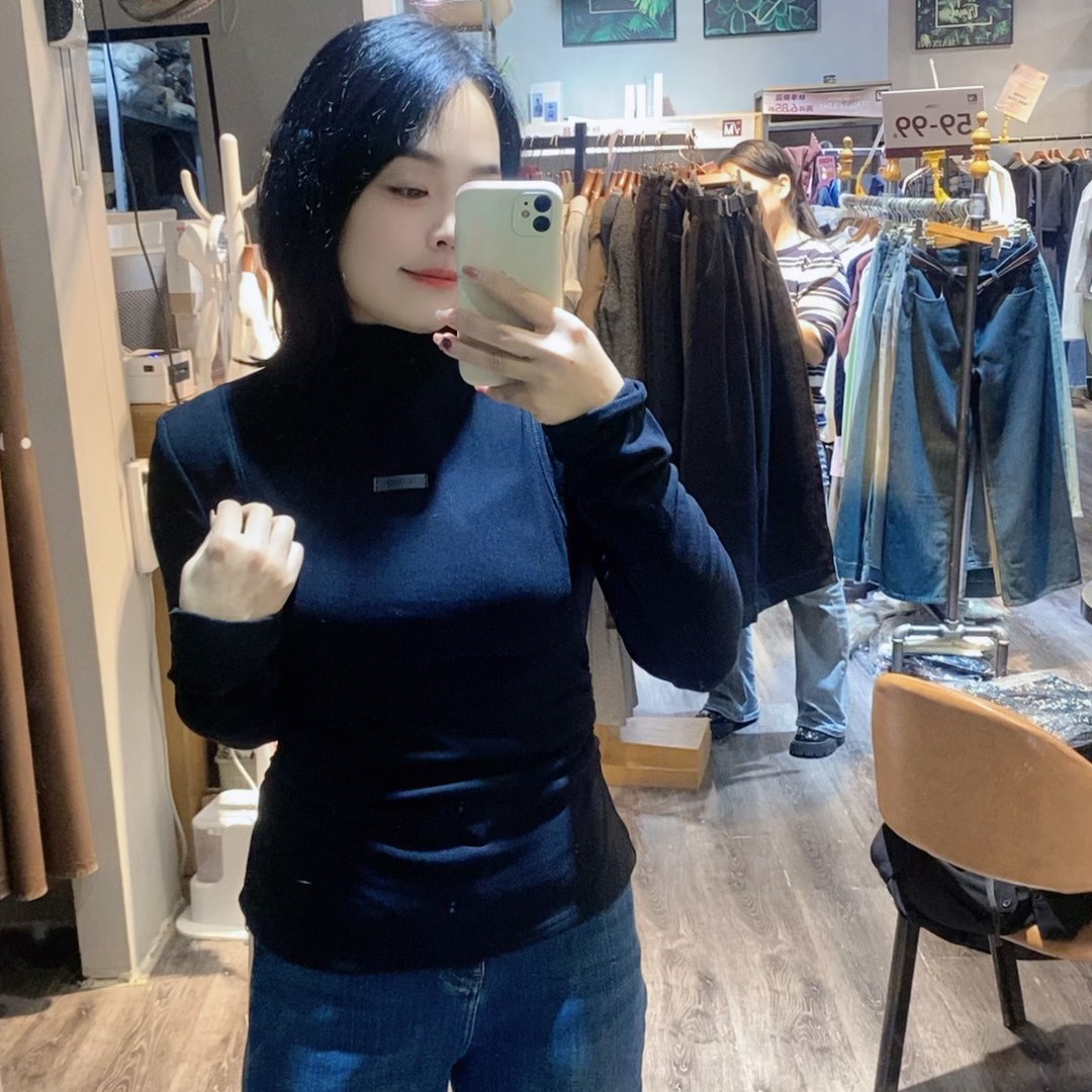 长袖抽褶性感风常规款高领3DT恤女士修身打底衫