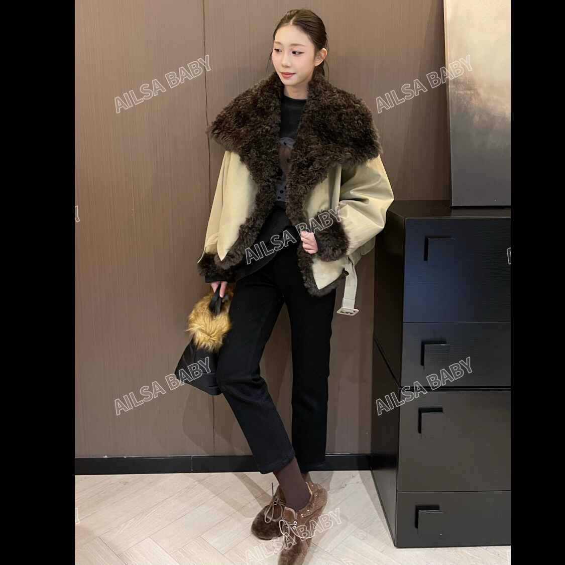 【AILSA BABY】欧货环保毛毛领牛角扣90白鸭派克羽绒服/111830A