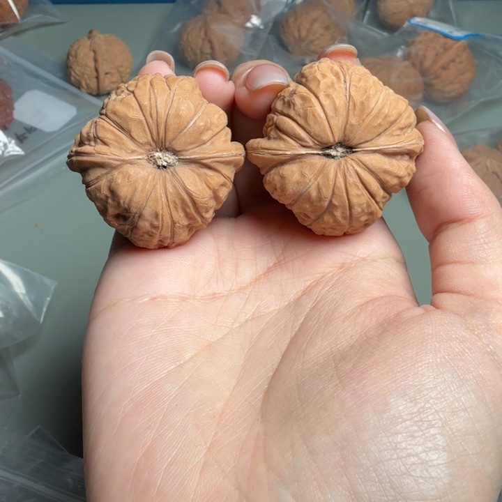 文玩核桃吊坠南瓜