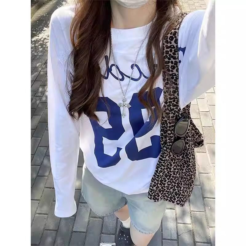 美式复古休闲风白色长袖t恤女秋冬季2025新款宽松设计感小众上衣