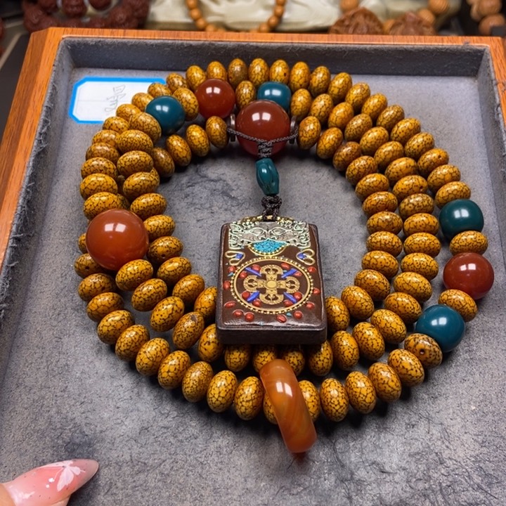 星月菩提吊坠菩提