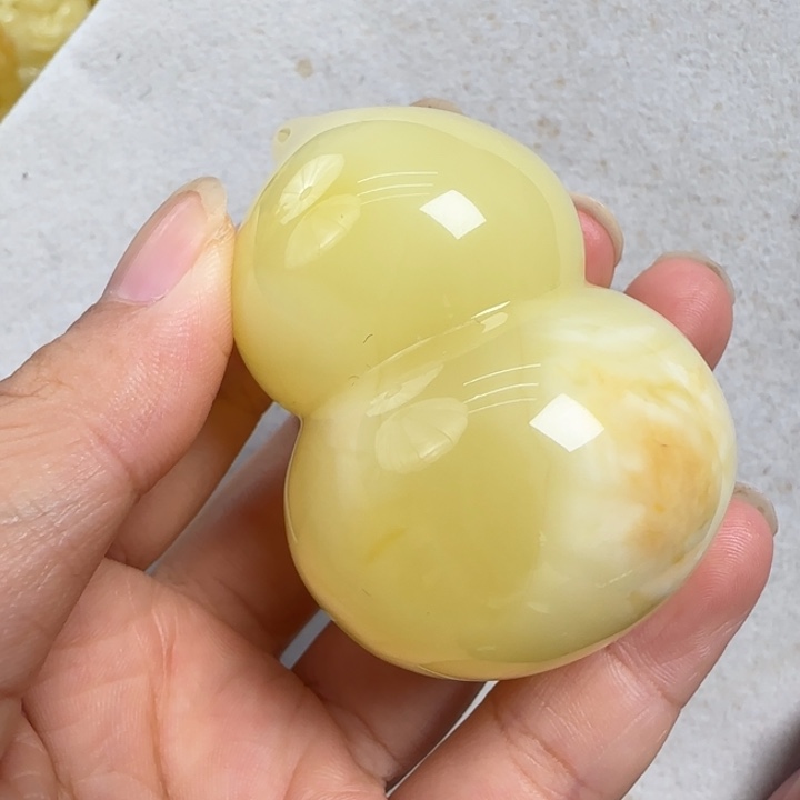 未镶嵌蜜蜡珠宝奇石