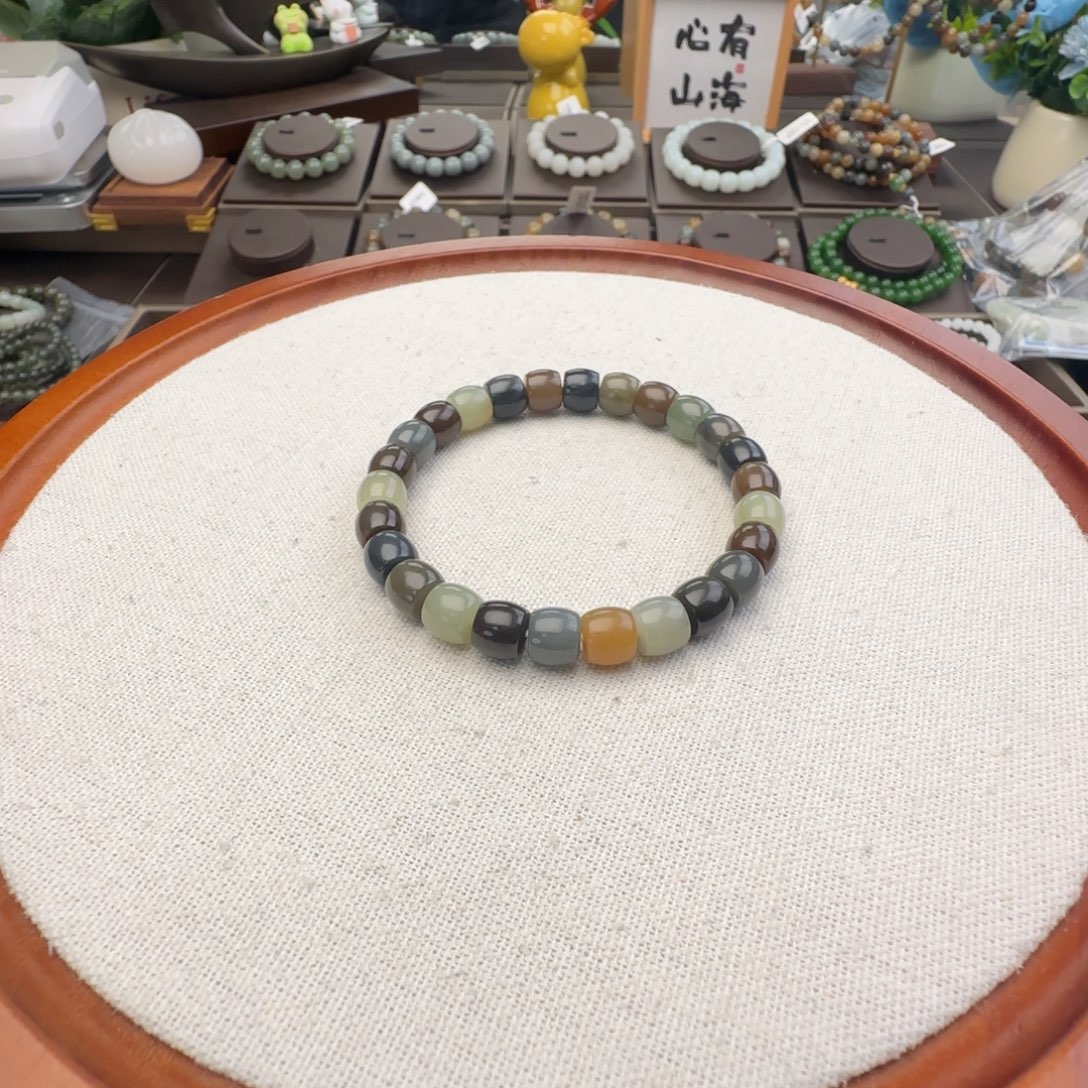 和田玉未镶嵌手链卡8直切楼兰，55