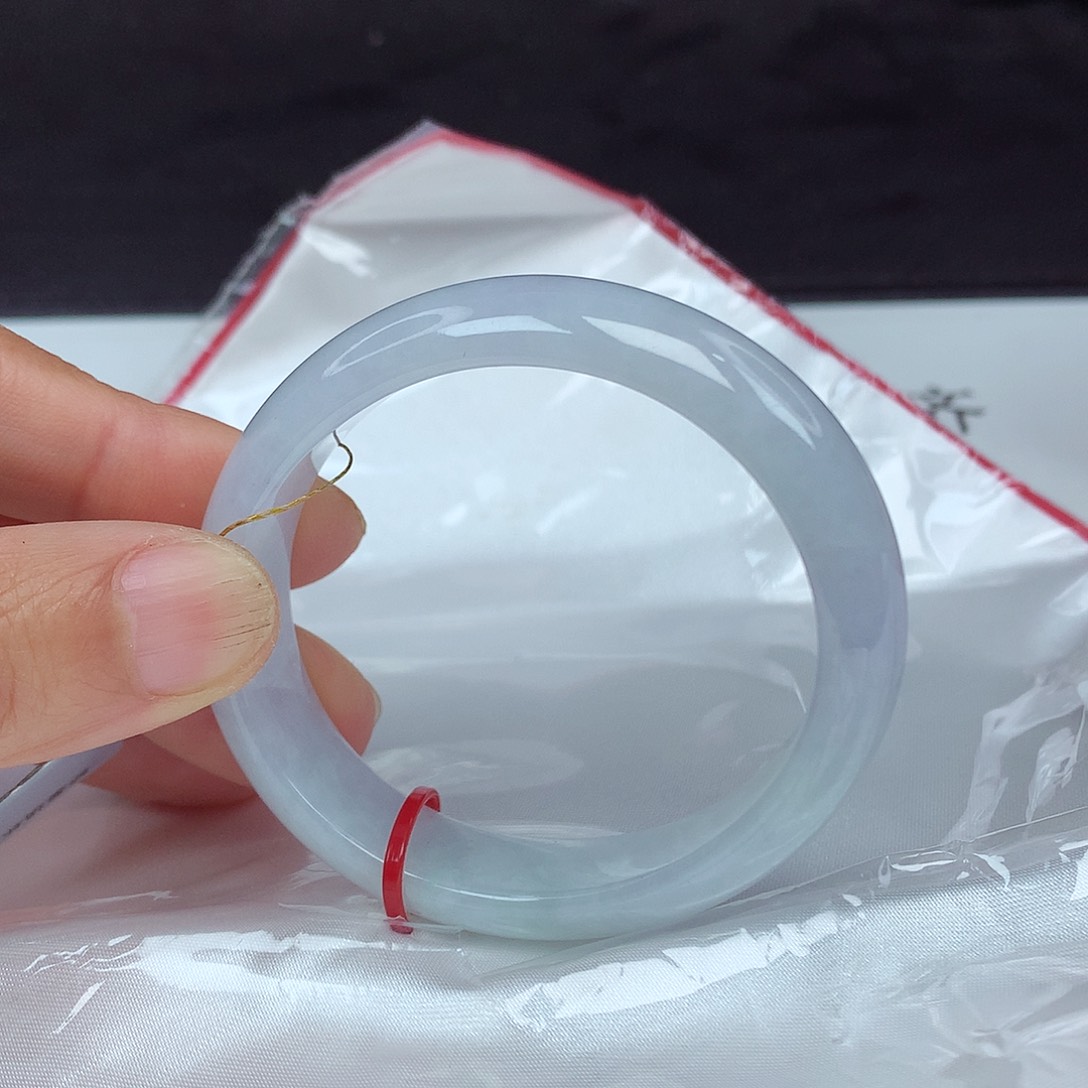 翡翠手镯未镶嵌53贵2253