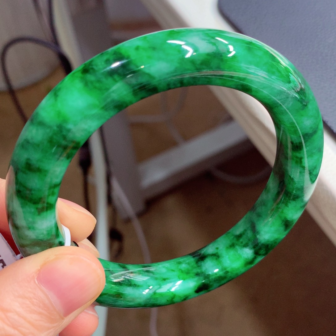 未镶嵌手镯翡翠贝*翡翠