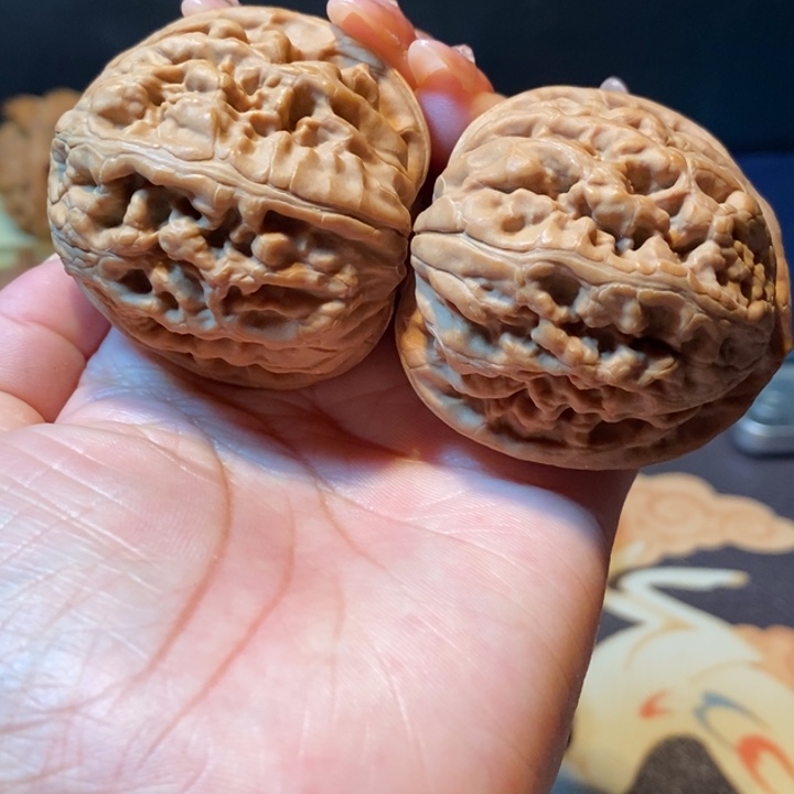 t***n吊坠文玩核桃凤凰台44.46.44有修