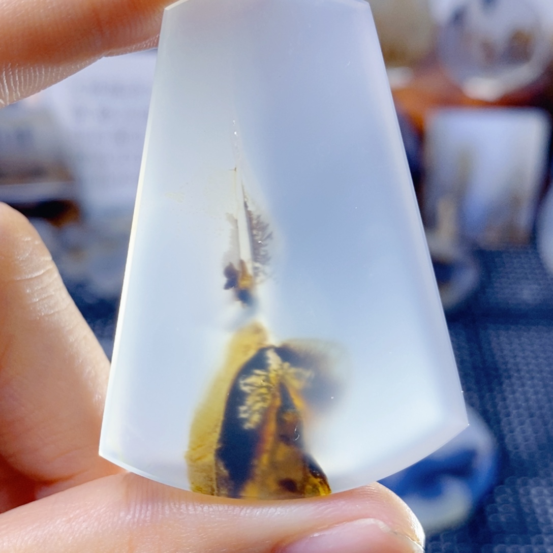 玛瑙/玉髓未镶嵌珠宝奇石