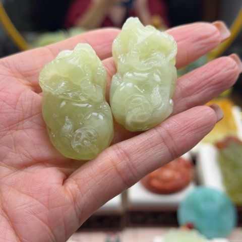 岫玉未镶嵌挂件红*挂件