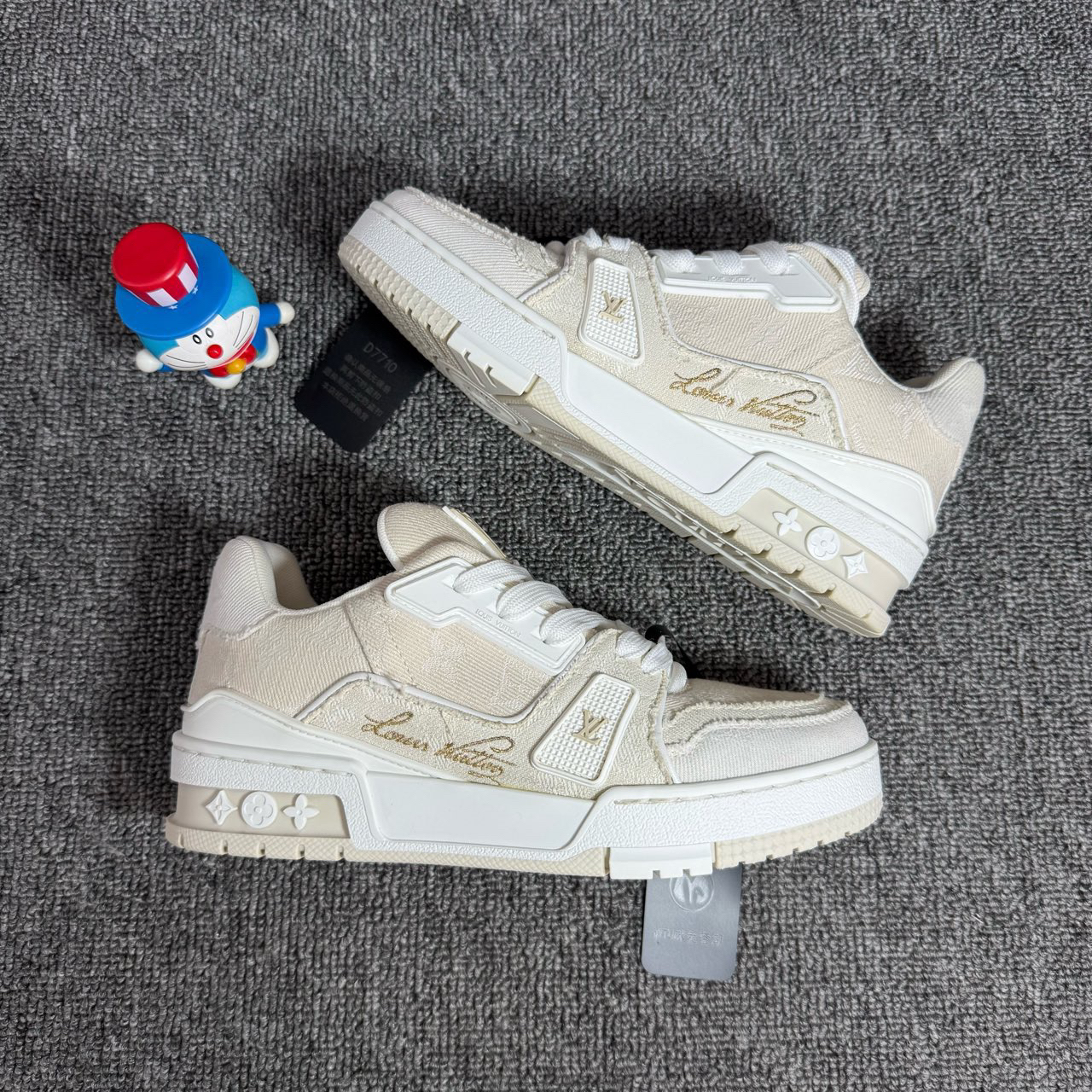 99新 LouisVuitton/路易威登 LV/路易威登 Trainer 35.5码 D6015