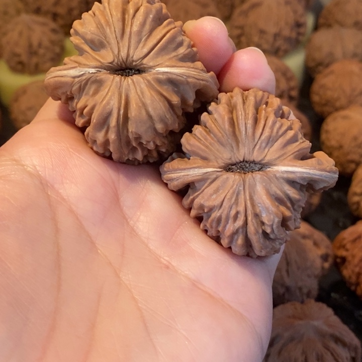 一***花核桃文玩四座楼 43