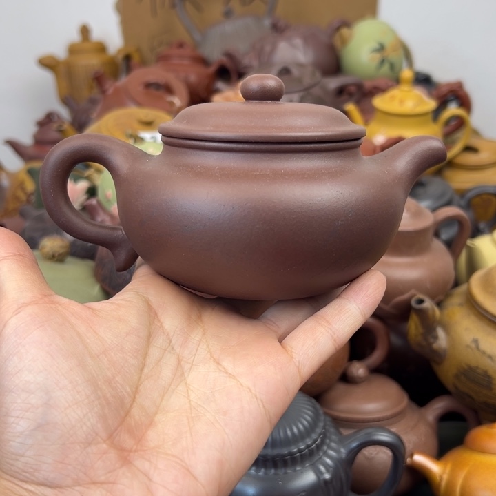 茶壶紫砂铁质壶身