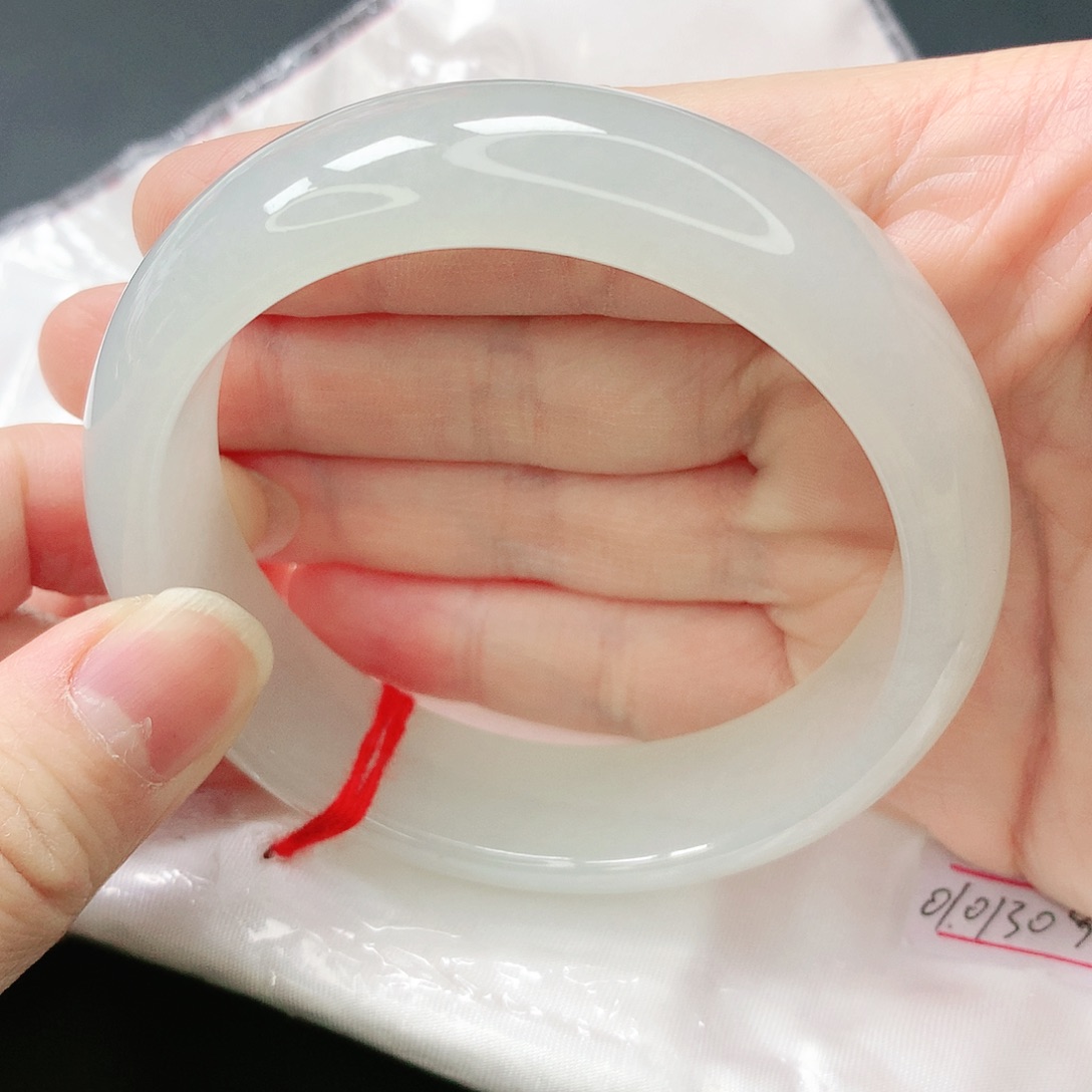 翡翠手镯未镶嵌缅甸天然A货翡翠