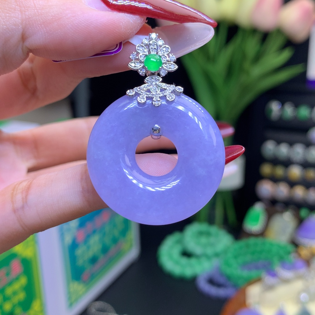 翡翠颈饰18K金镶嵌天然