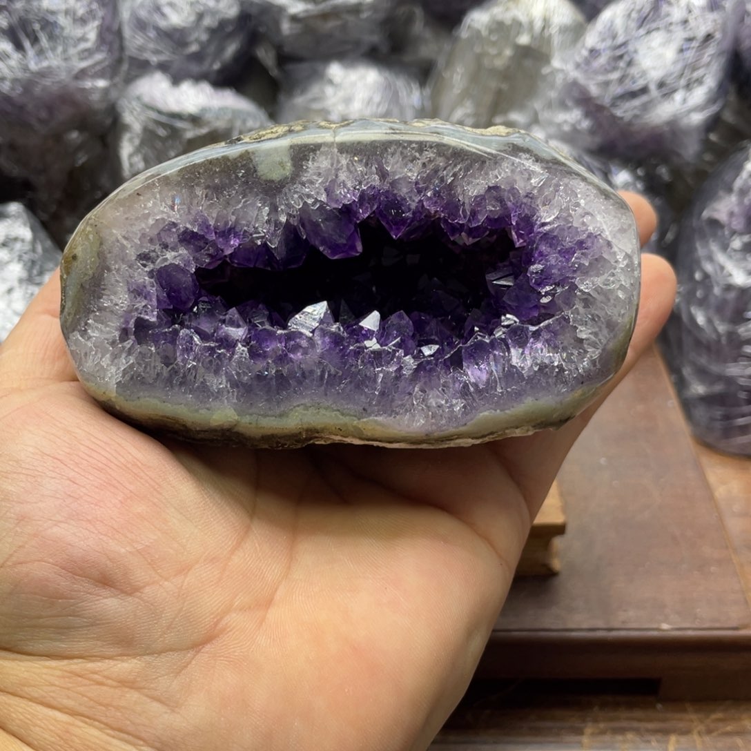 水晶大型摆件（非配饰）未镶嵌