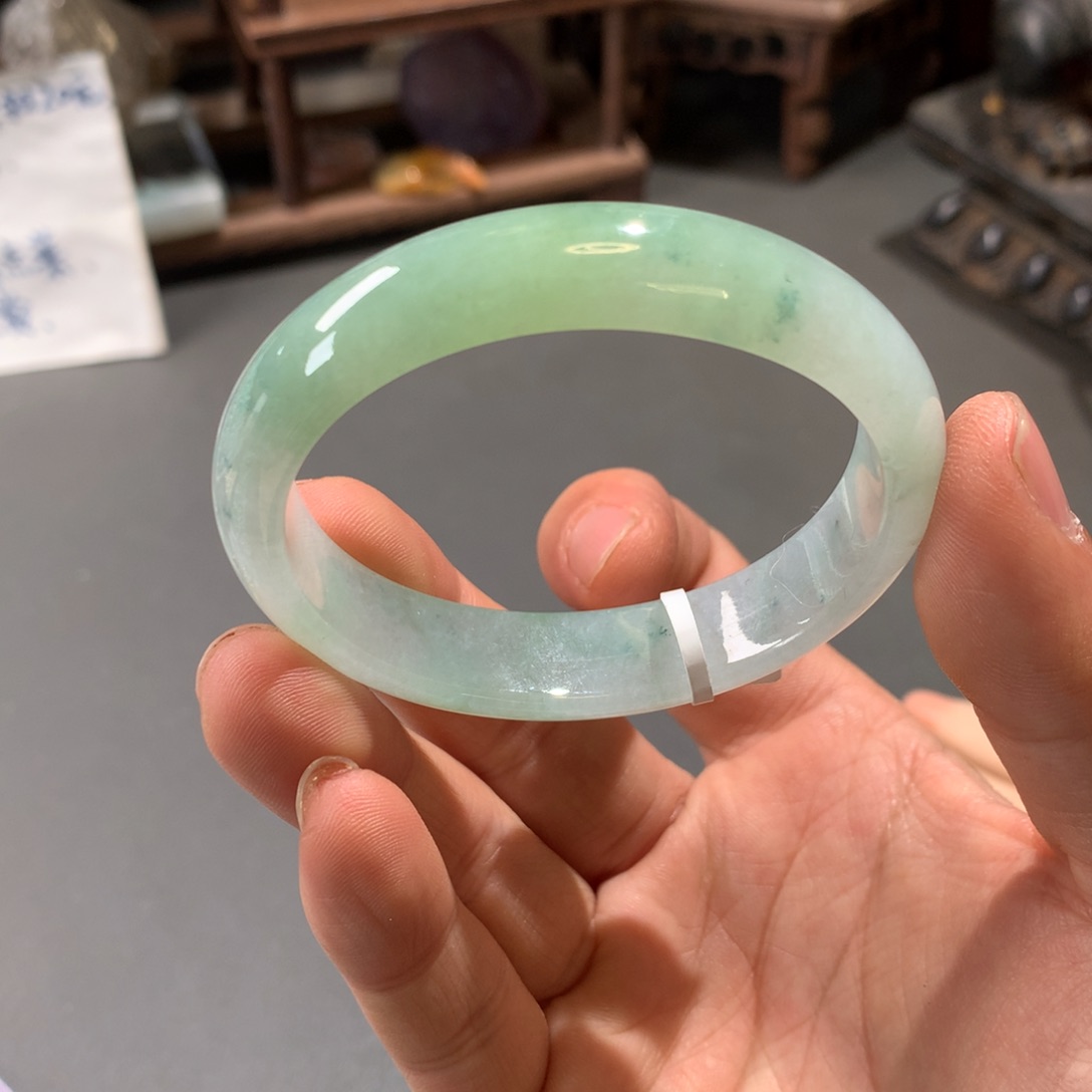 翡翠手镯未镶嵌52.5贵妃