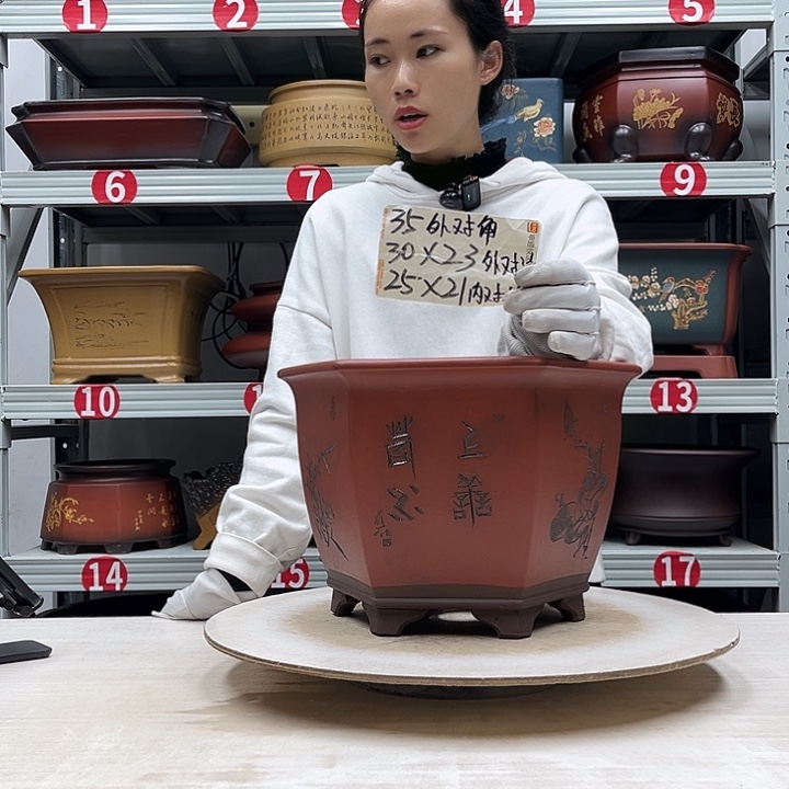 紫砂花盆紫砂花盆