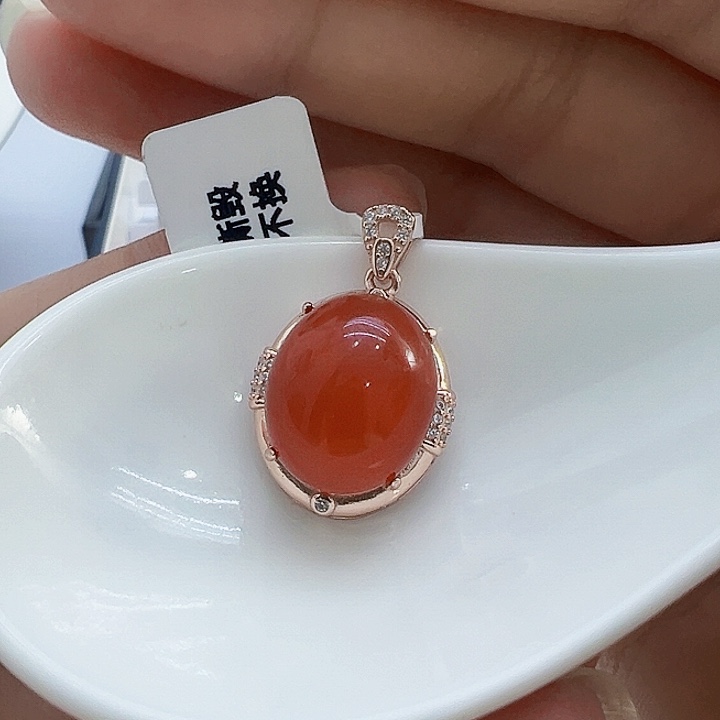 南红玛瑙珠宝展保山冰红南红吊坠银S925镶嵌