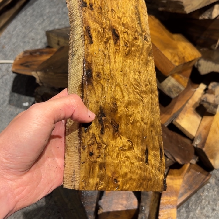 我***旅阴沉木金丝楠阴沉木原材料