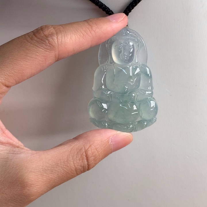 颈饰未镶嵌翡翠….