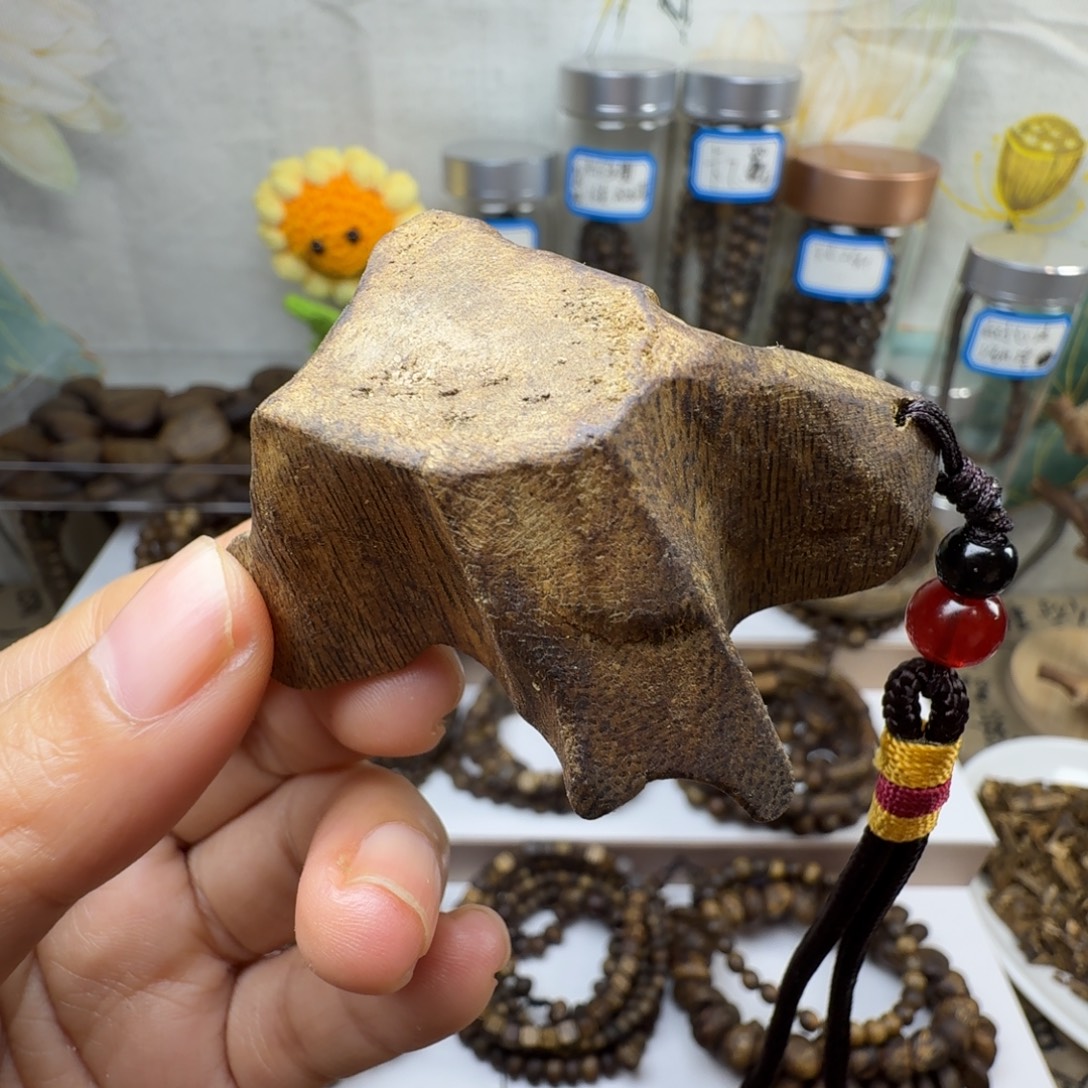 沉香沉香碎屑车绳子