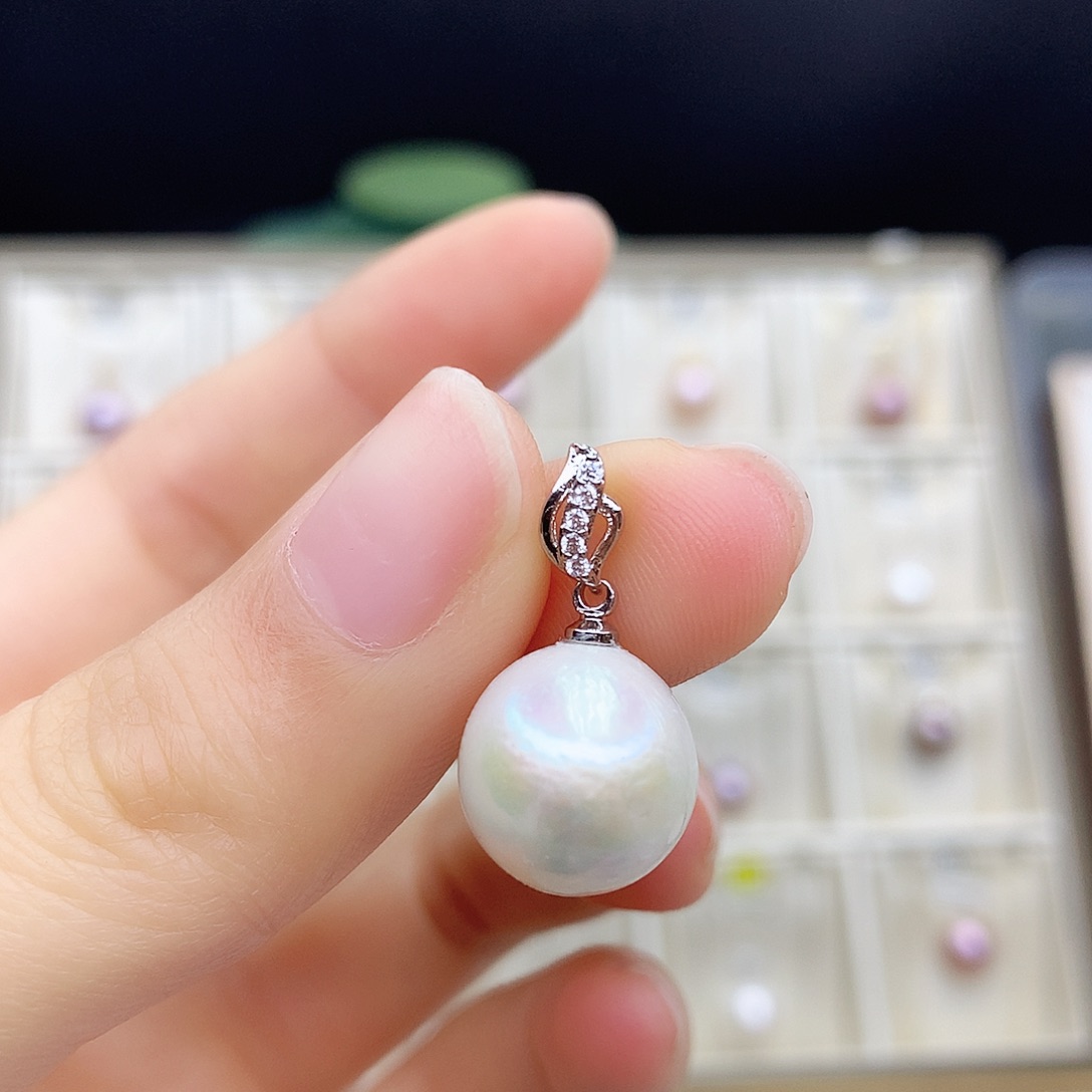 淡水珍珠颈饰合金