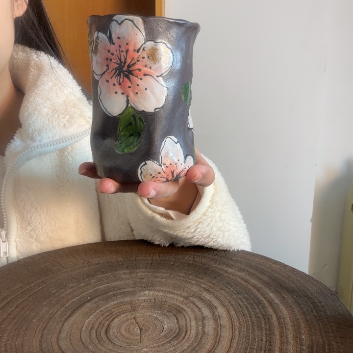 羊***咩手捏手绘景德镇陶瓷