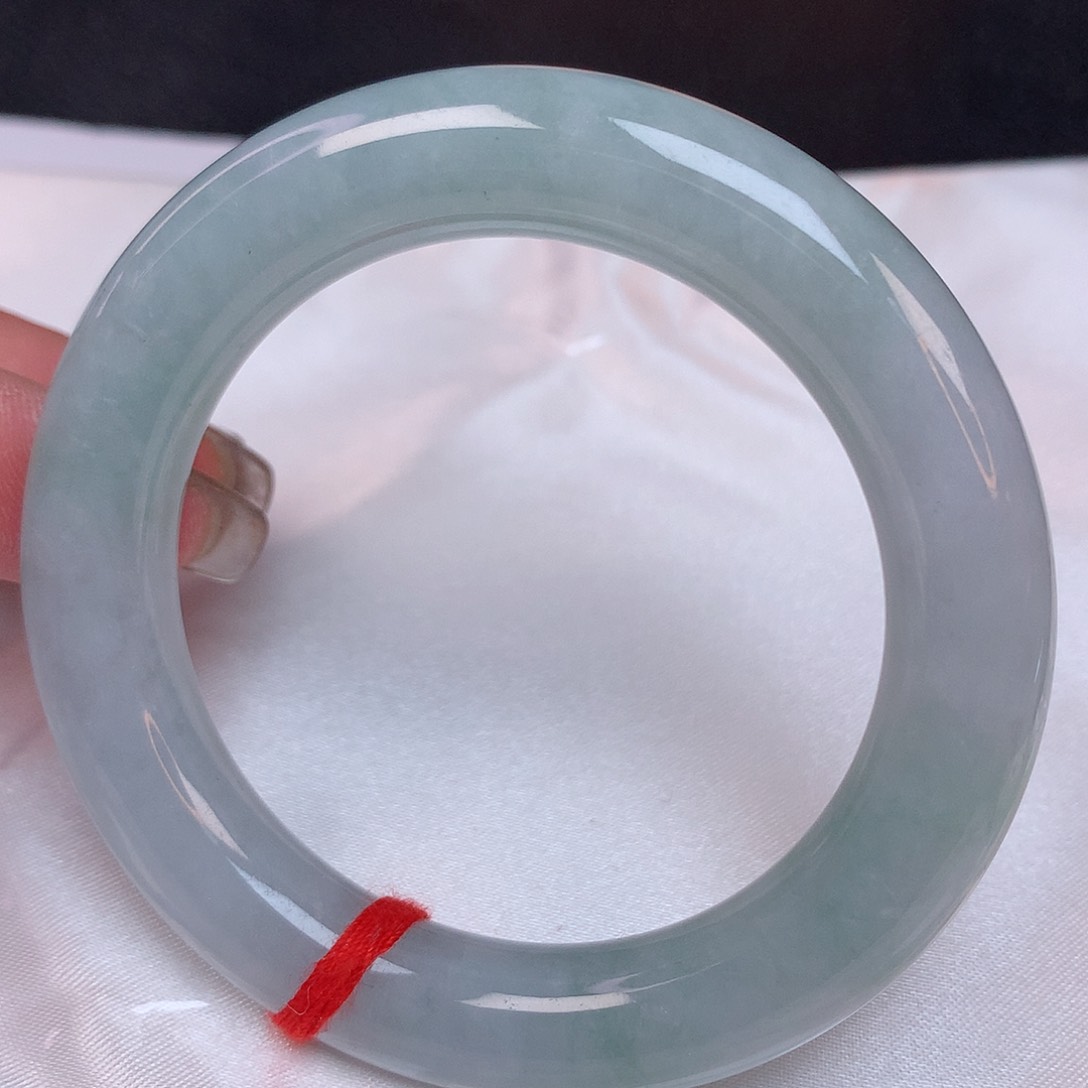 翡翠手镯未镶嵌52 翡翠手镯