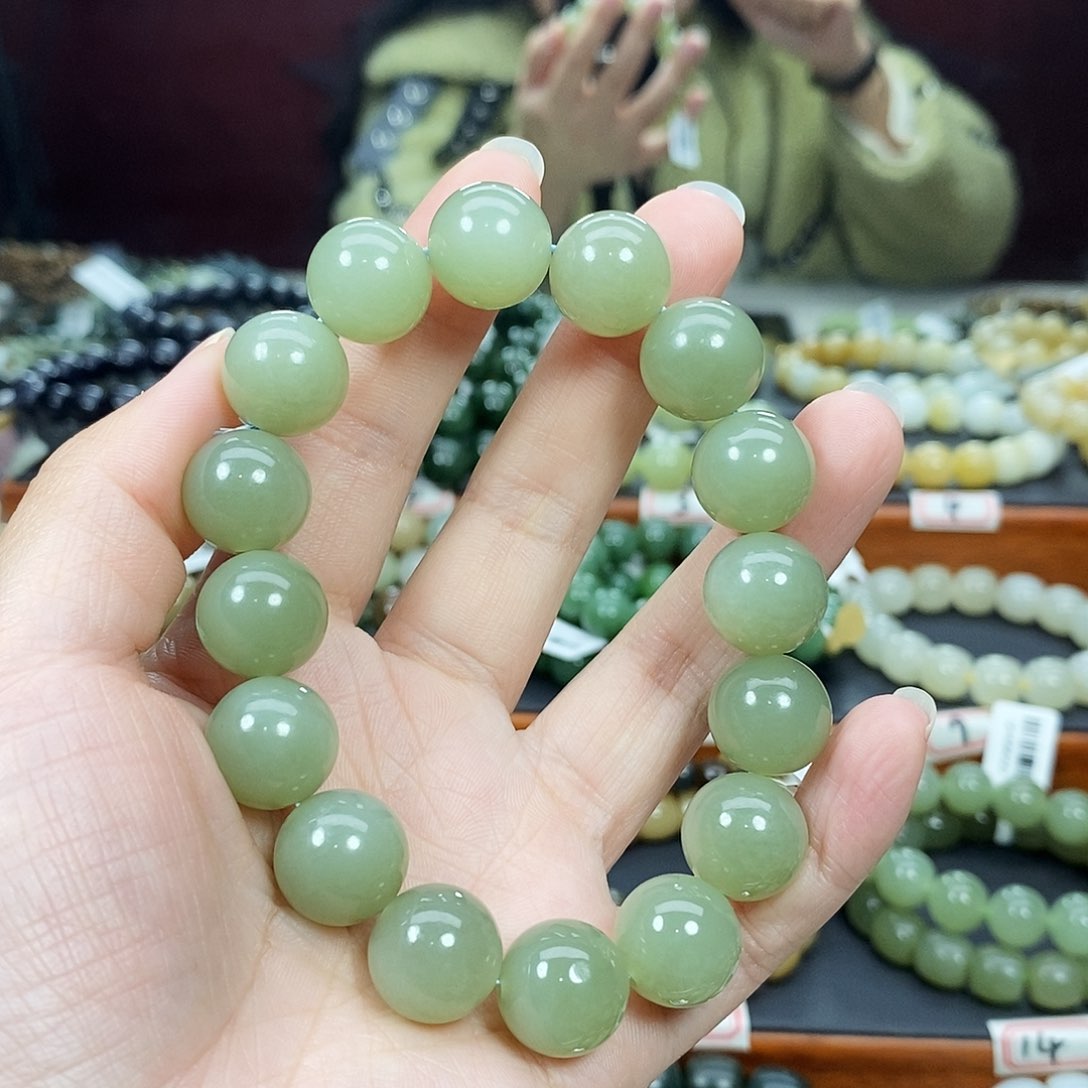 和田玉手链未镶嵌