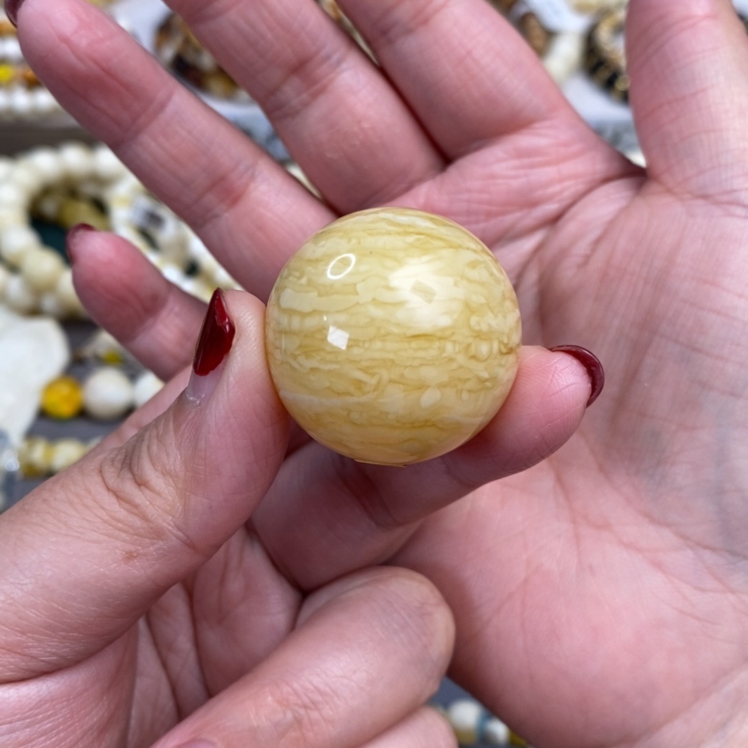 琥珀裸石未镶嵌虎皮千层雪圆珠30