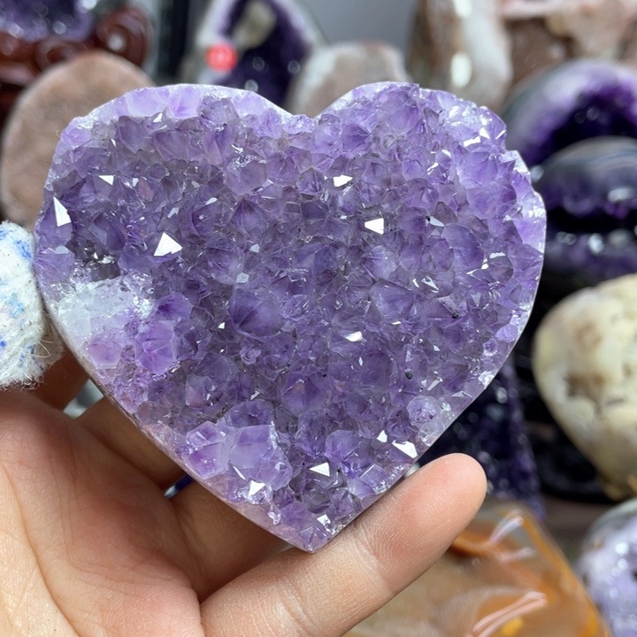 水晶摆件未镶嵌捡漏