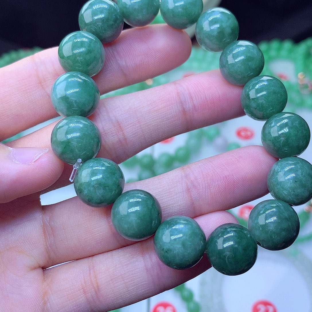 翡翠毛衣链未镶嵌