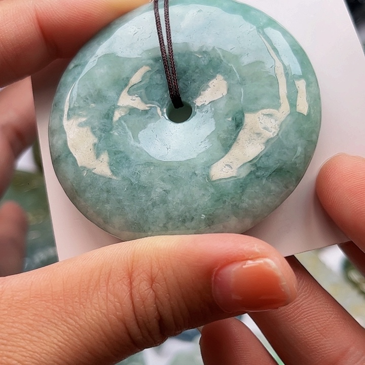 翡翠未镶嵌吊坠(不含链)挂件