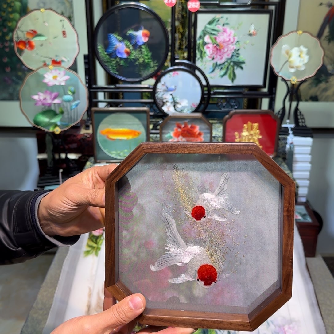 刺绣刺绣工艺精湛