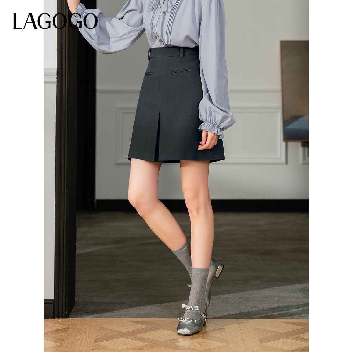 【陈大可】lagogo2025年新款格雷灰压褶百搭A字裙女OABB131G14