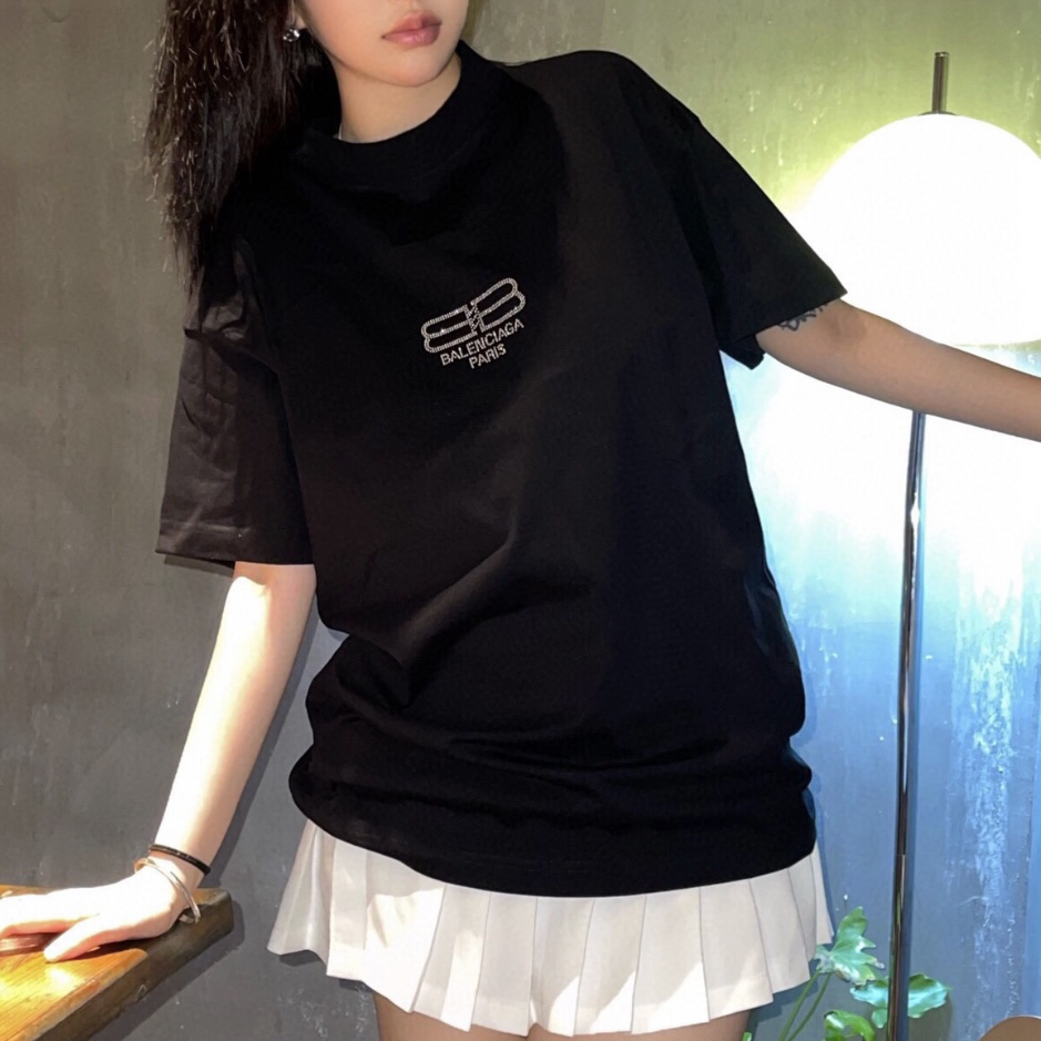 99新 Balenciaga/巴黎世家 1l049 FW22纯色水钻logo圆领短袖 l码