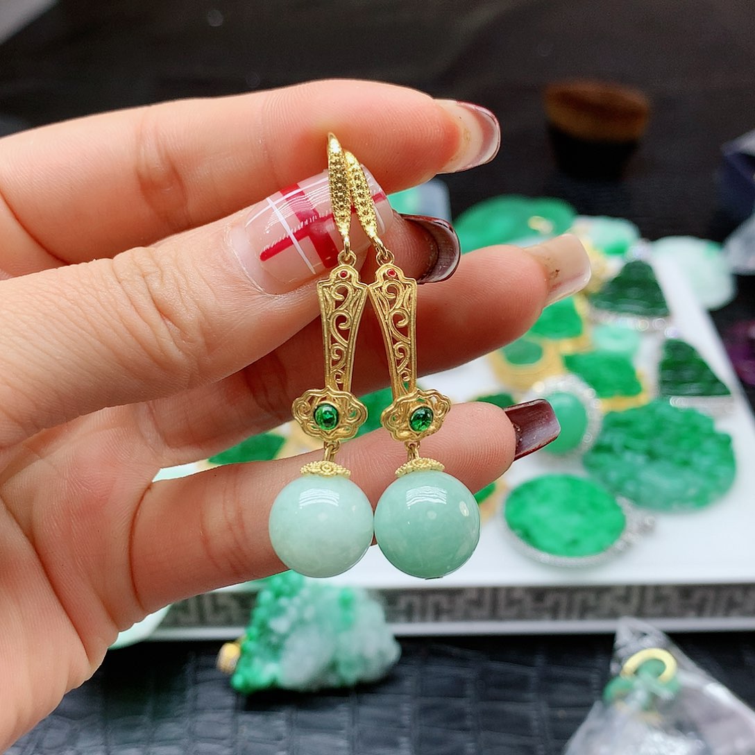 【闪购商品】翡翠耳饰未镶嵌，