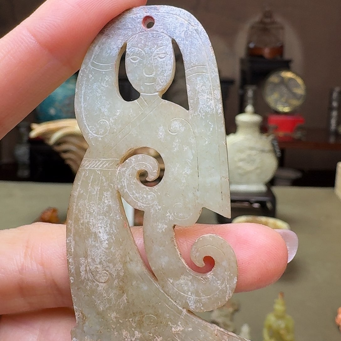 和田玉颈饰未镶嵌山**长