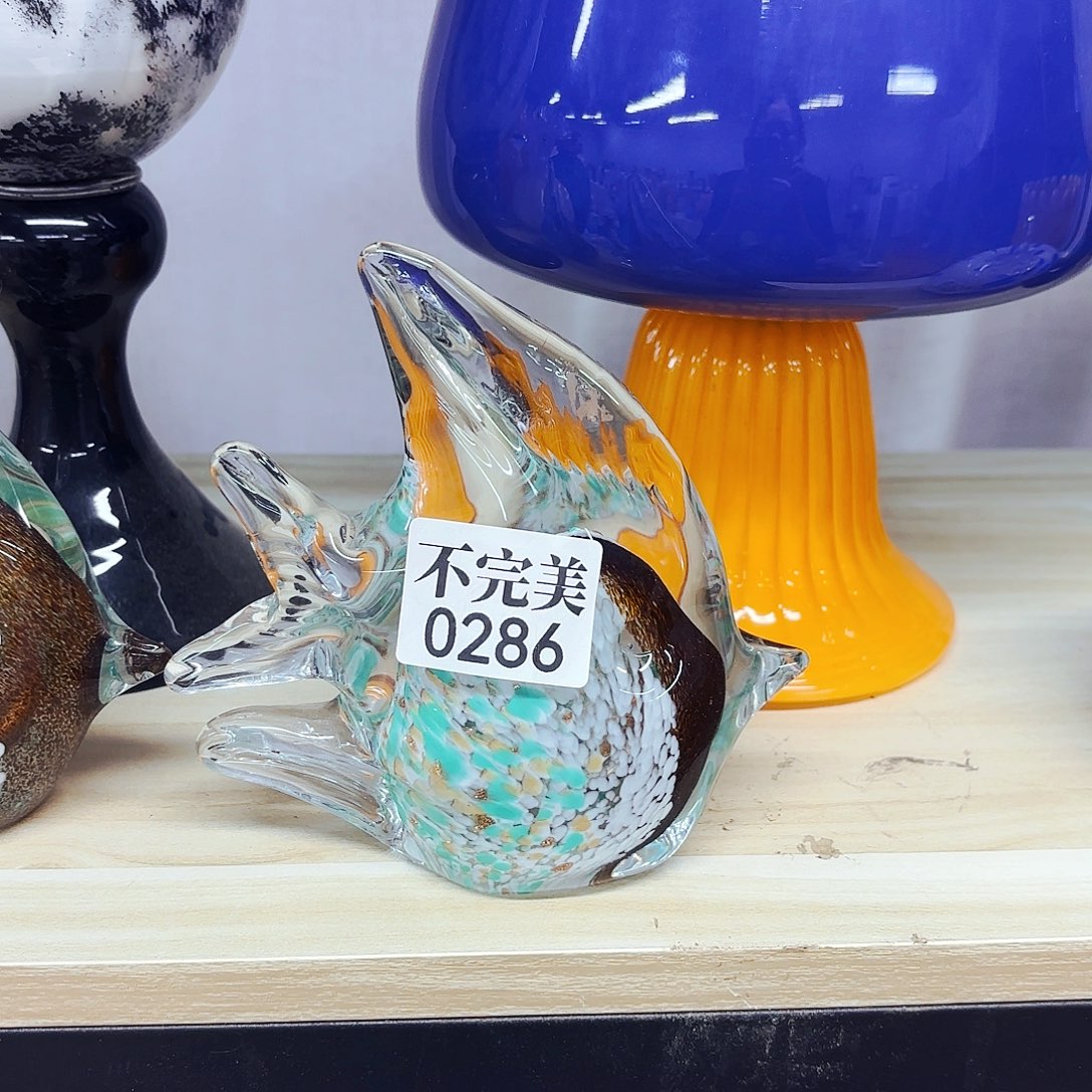 0286鱼  安妮琉璃花瓶摆件不完美